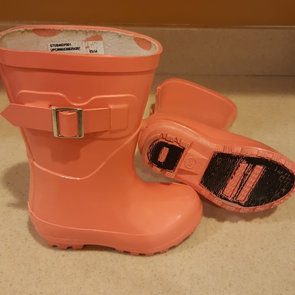 Toddler rain boots size 6